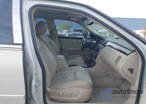 2010 Cadillac Dts Premium Collection z USA, uszkodzony, nr VIN 1G6KH5EY7AU104351